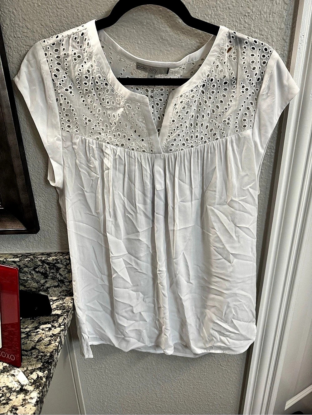 Pale sky Eyelet Peplum Blouse in White Medium NWT